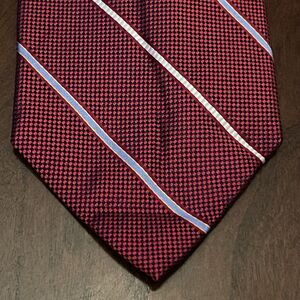 R Designed In Italy Hand Made 100% Silk Men’s Neck Tie Made In China Long